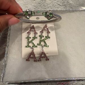 Silver Bracelet with Green Gemstones